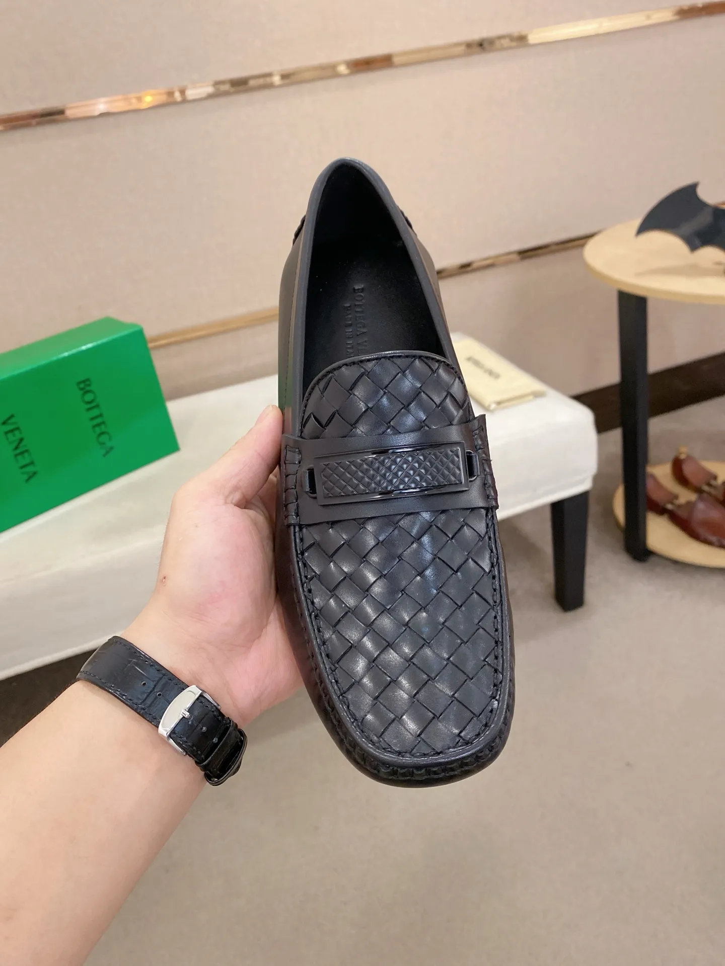 Men's shoes 💰 400💰 (Niu Li + Niu Pad) [BV] latest hot style‼ ️Casual men's shoes, uppers imported first-layer cowhide ➕Full imported cowhide lining✔️Exquisite workmanship, excellent foot feel, special rubber soles✔️, cool and fashionable, the latest fashion, fashionable outsole, hurry up. Code number: 38-44 (can be customized to 37.45, non-refundable)